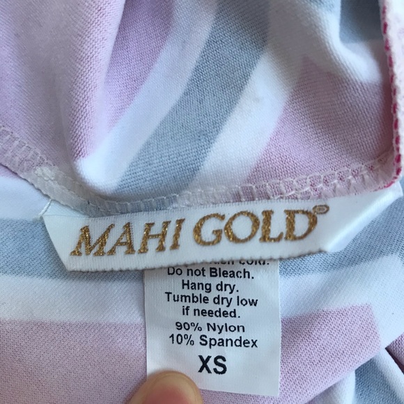 Beach Dress 🏖 - Picture 3 of 4